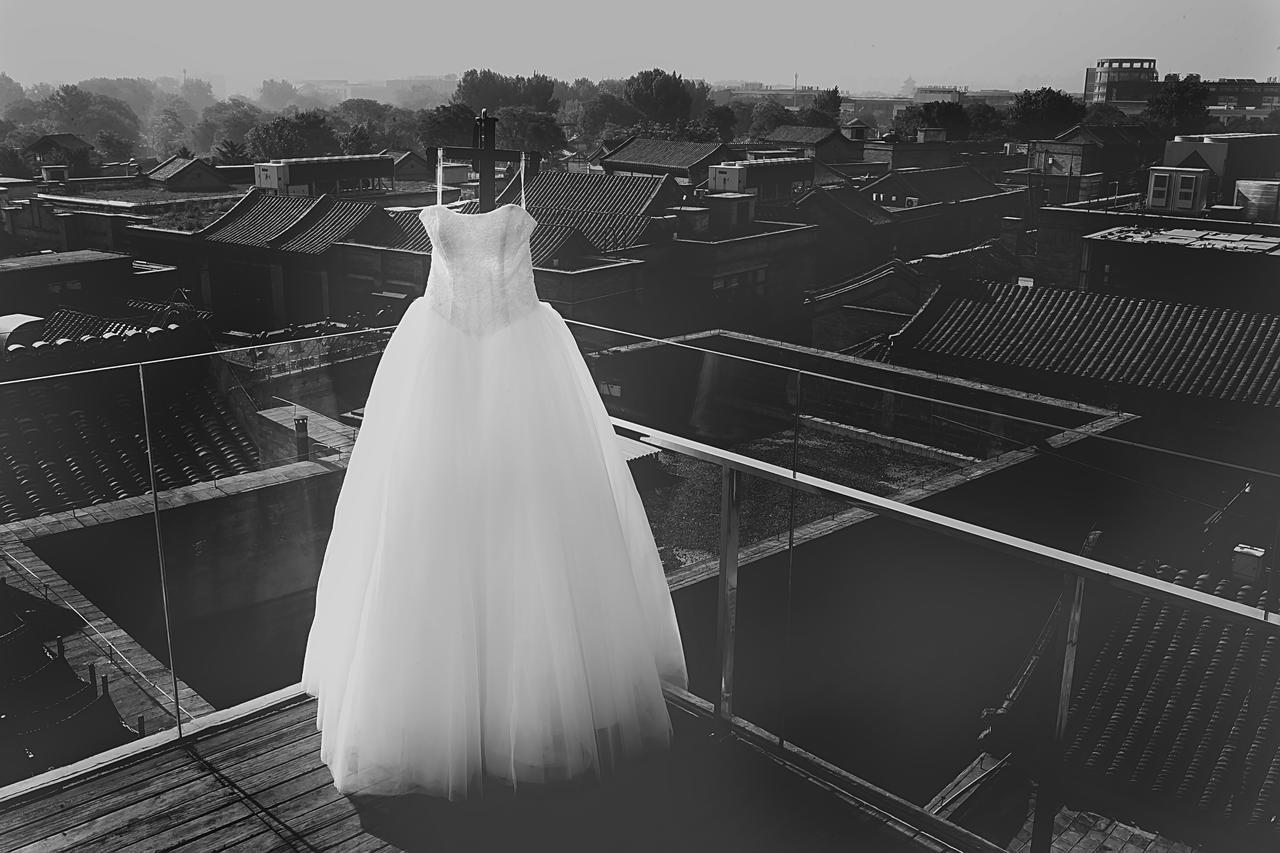 The Emperor Tiananmen Beijing Otel Dış mekan fotoğraf A wedding dress